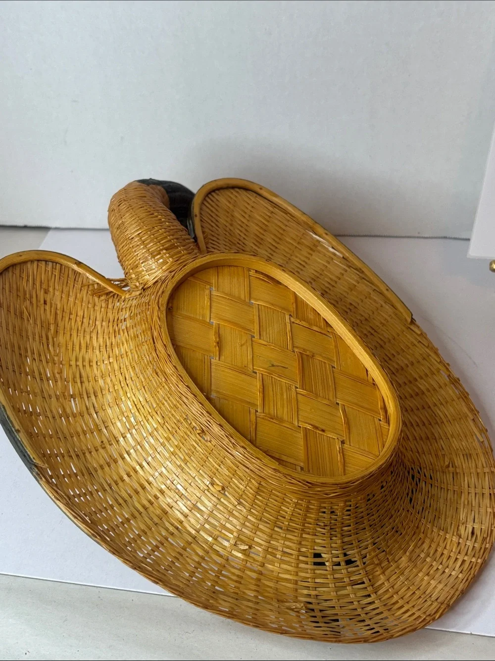 N/A handwoven crane